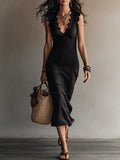 Adriana™ | Vestido Midi Negro con Encaje y Escote en V