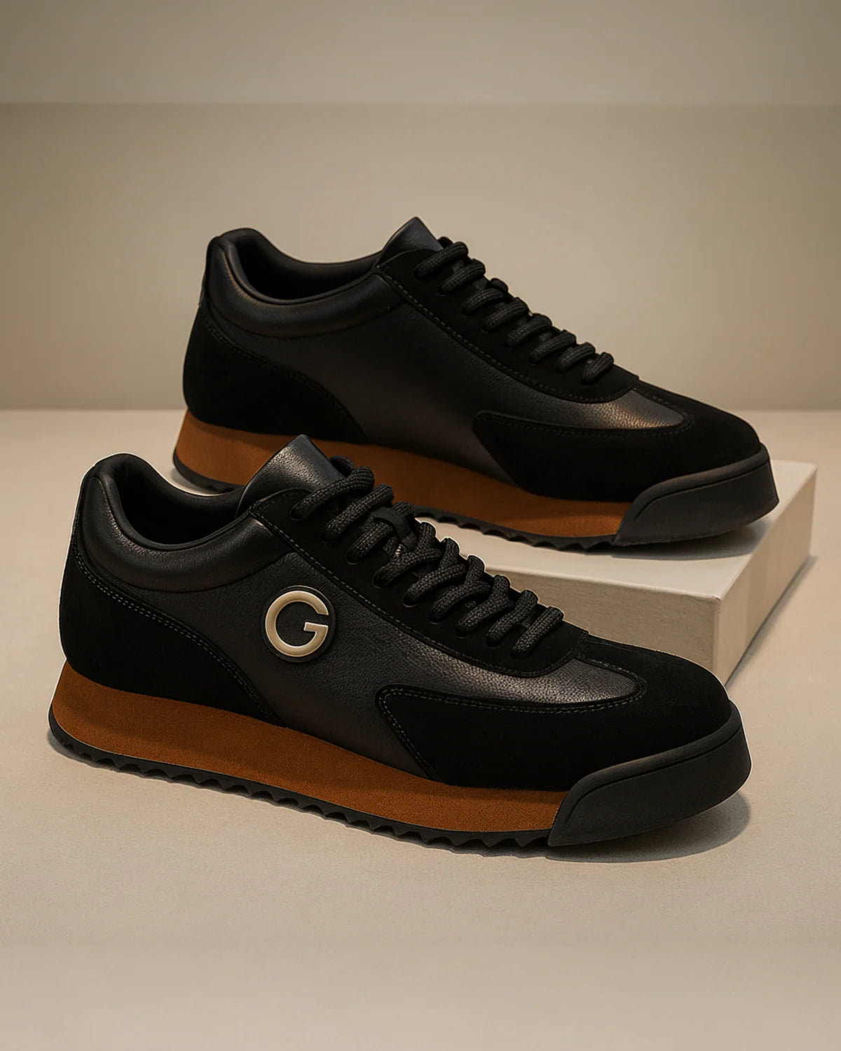 Zapatos de cuero elegantes