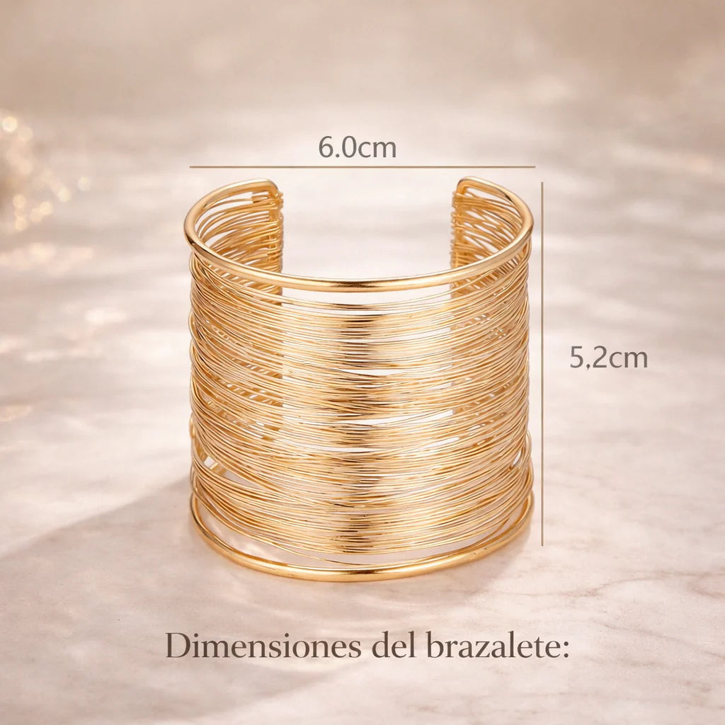 Pulsera de oro en forma de C
